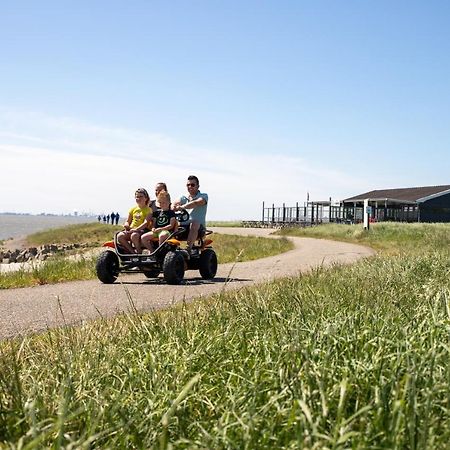 Luxe 5-Persoons Chalet Op Familiecamping Baarland Zewnętrze zdjęcie