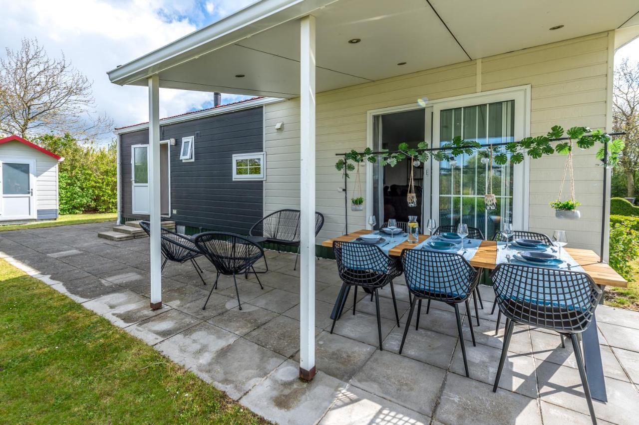 Luxe 5-Persoons Chalet Op Familiecamping Baarland Zewnętrze zdjęcie